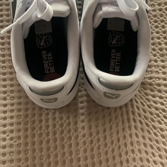 ❗️CLEAROUT❗️ Puma Women’s Jada Sneaker - Picture 5 of 7